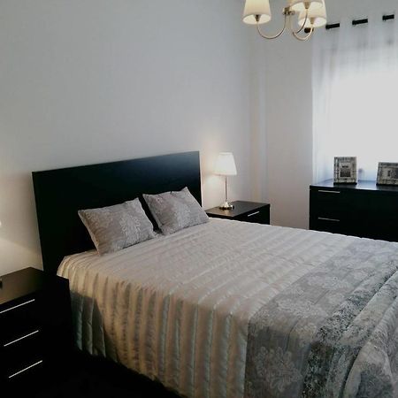 Lovely Apartment Aveiro Bagian luar foto