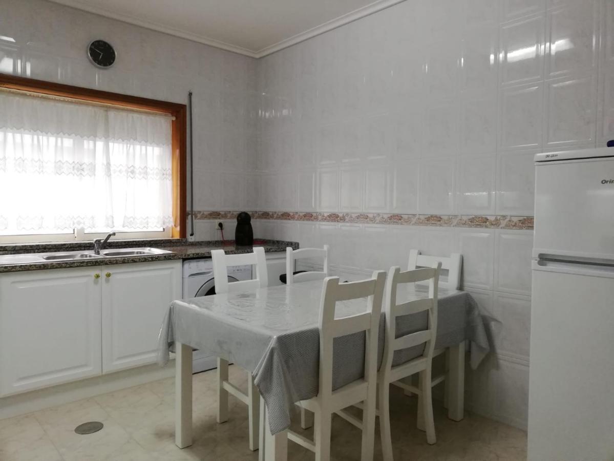 Lovely Apartment Aveiro Bagian luar foto